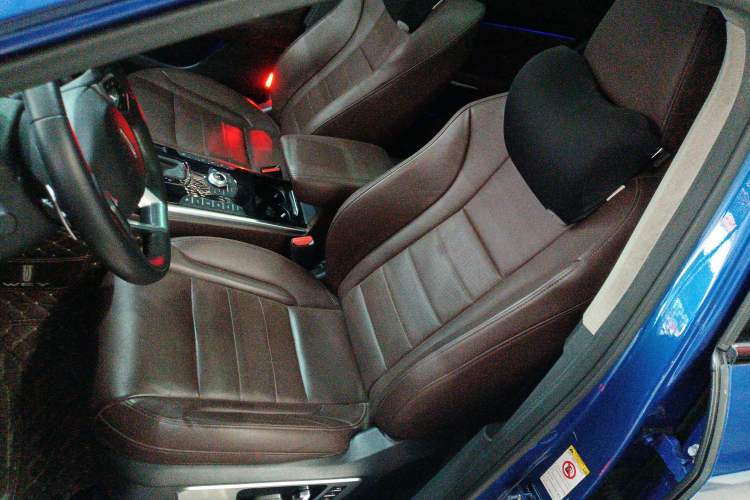 Used Wey VV7 2017 2.0T Flagship Model
