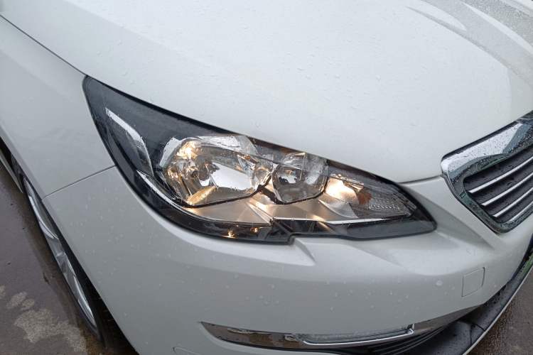 Used Peugeot 308S 2015 1.2T Automatic Jingchi Edition
