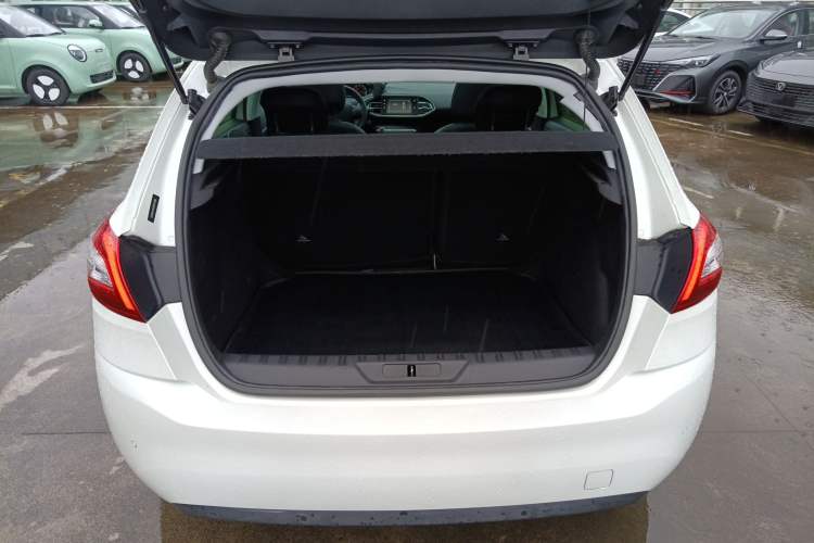 Used Peugeot 308S 2015 1.2T Automatic Jingchi Edition
