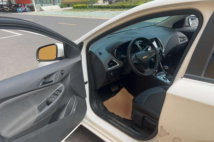 Used Chevrolet Cruze 2016 1.5L Automatic Luxury Edition
