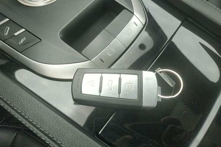 Used Zotye T800 2018 2.0T Automatic Prestige Smart Connectivity 7-Seater