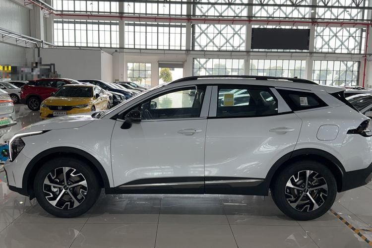 Used Kia Sportage (Chinese Domestic Model) 2023 2.0L HEV Two-Wheel Drive Prestige Edition
