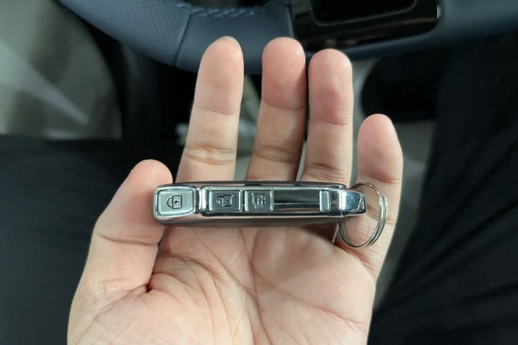 Used Kia Sportage (Chinese Domestic Model) 2023 2.0L HEV Two-Wheel Drive Prestige Edition
