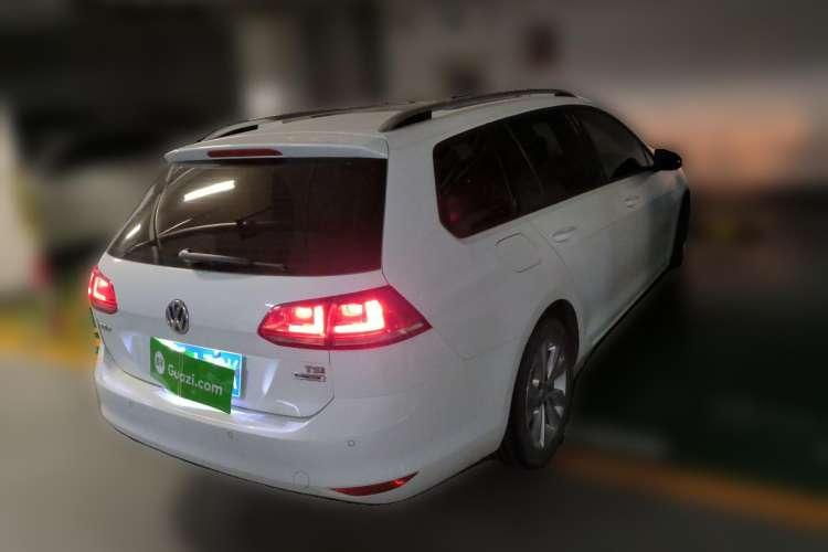 Used Volkswagen Golf 2015 1.4TSI Comfort Travel Edition