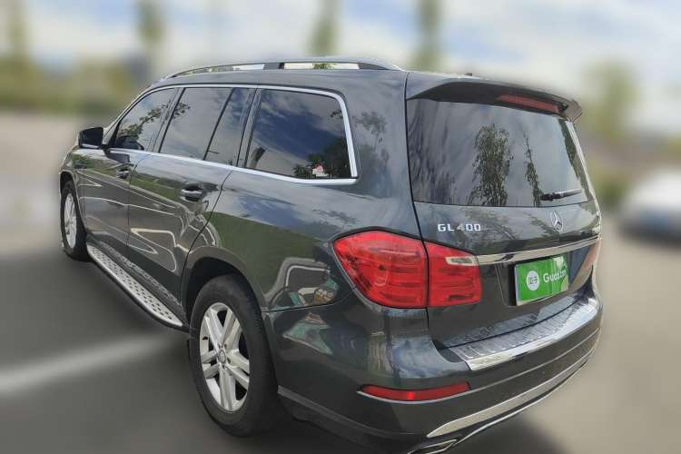 Used Mercedes-Benz GL-Class 2014 GL 400 4MATIC Dynamic Model Rear Left 45 Deg