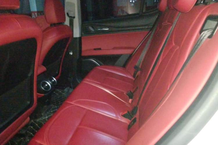 Used Alfa Romeo Stelvio 2017 2.0T 200HP Elite Edition Left Rear Seat