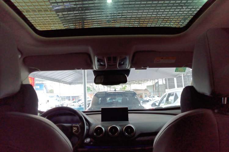 Used Wey VV7 2017 2.0T Flagship Model
