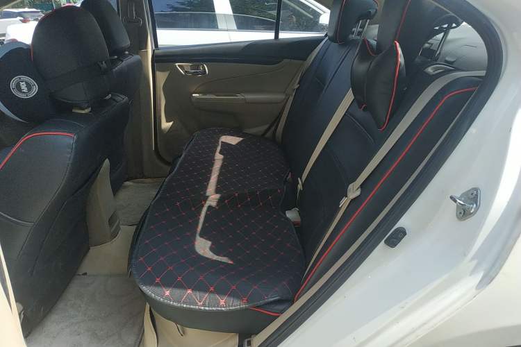 Used Suzuki Alivio 2015 1.6L Manual Comfort Model Left Rear Seat