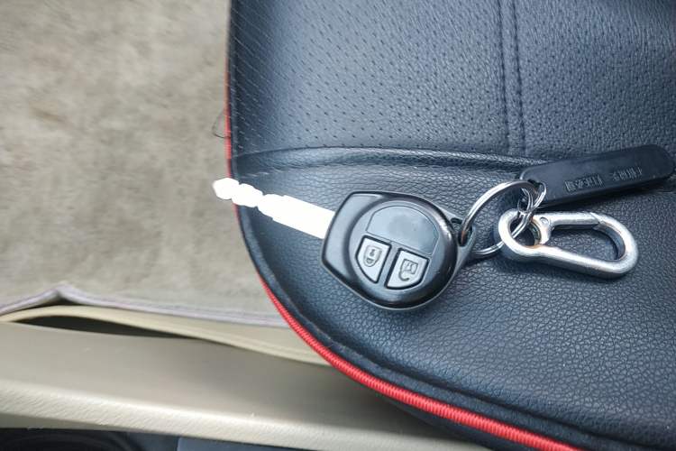 Used Suzuki Alivio 2015 1.6L Manual Comfort Model Vehicle Key