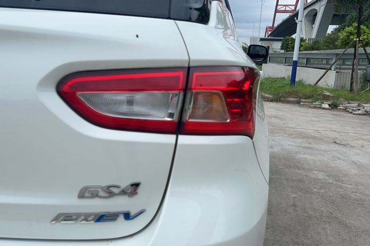 Used GAC Trumpchi GS4 New Energy 2017 1.5L PHEV Deluxe Edition Right Rear Taillight