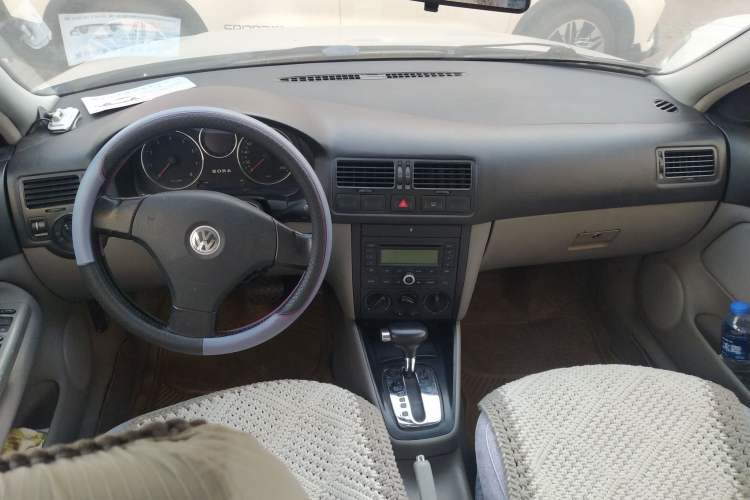 Used Volkswagen Bora 2006 1.6 Automatic Fashion TL
