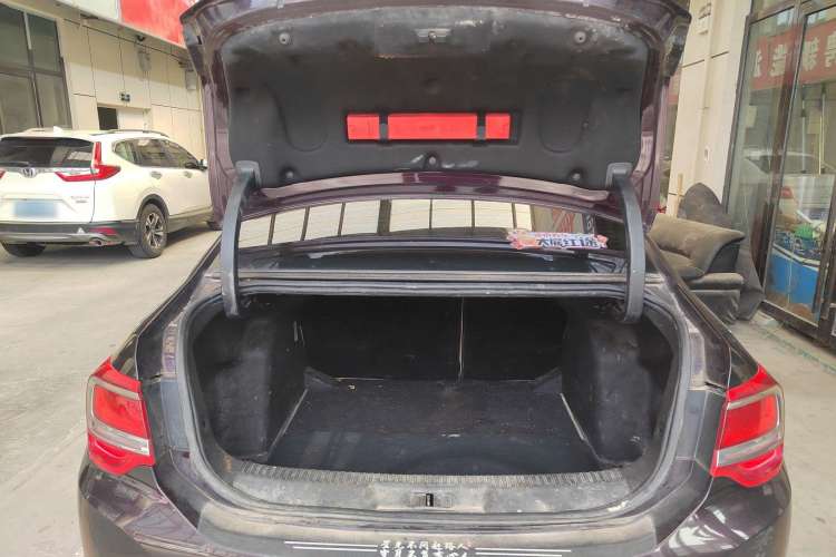 Used DS 5LS 2015 1.6T Comfort Edition THP160
