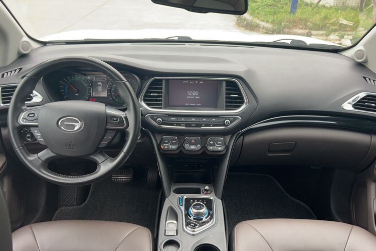 Used GAC Trumpchi GS4 New Energy 2017 1.5L PHEV Deluxe Edition Center Console