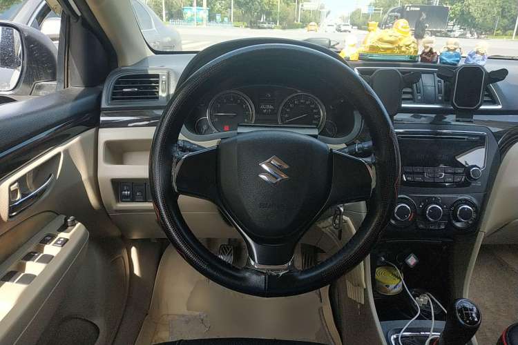 Used Suzuki Alivio 2015 1.6L Manual Comfort Model Steering Wheel