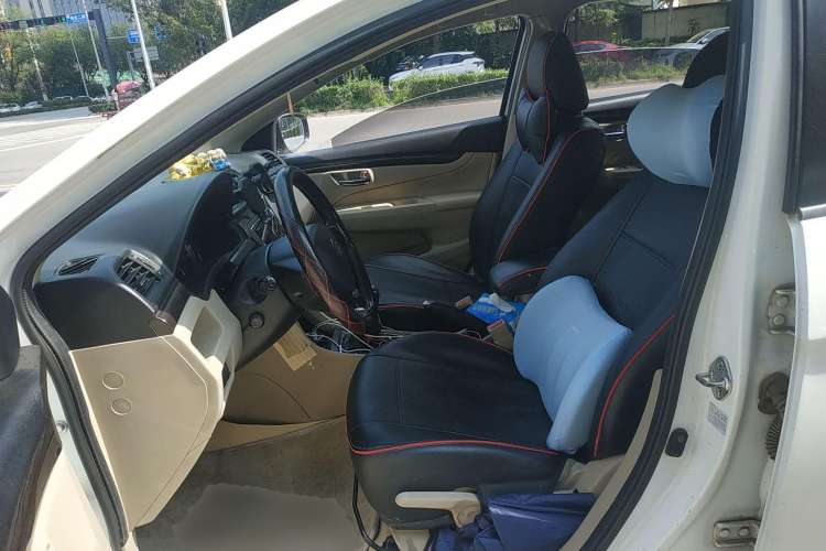 Used Suzuki Alivio 2015 1.6L Manual Comfort Model Left Front Seat