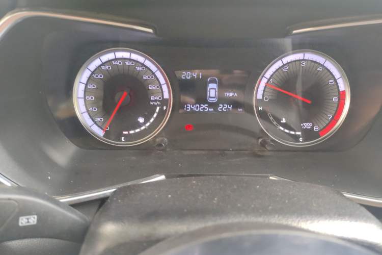 Used Zotye T500 2018 1.5T Manual Luxury Model Instrument Cluster