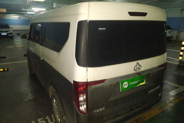 Used Kuayue  2021 Luxury 6-Seater Passenger Bus with Huichuan System