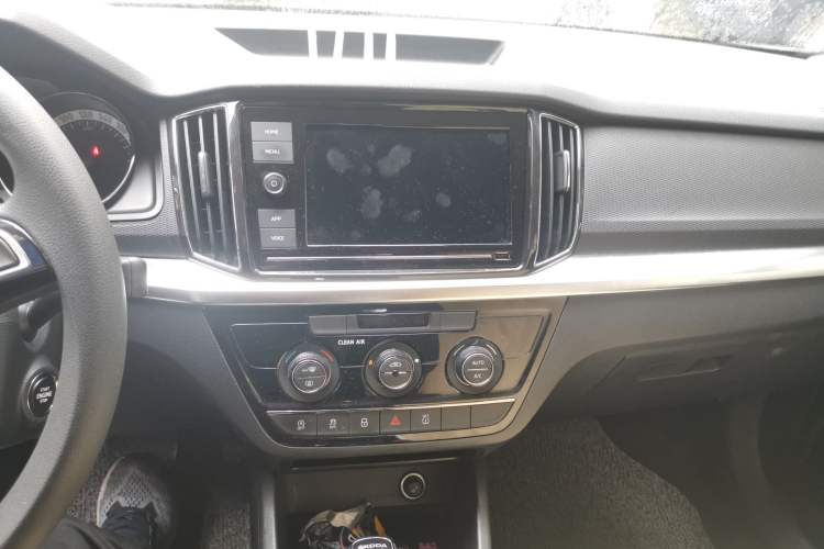 Used Skoda Kamiq 2018 1.5L Automatic Comfort Edition China V Standard Audio And AC Panel