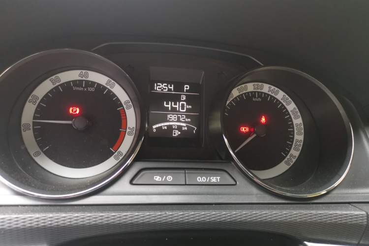 Used Skoda Kamiq 2018 1.5L Automatic Comfort Edition China V Standard Odometer Close Up