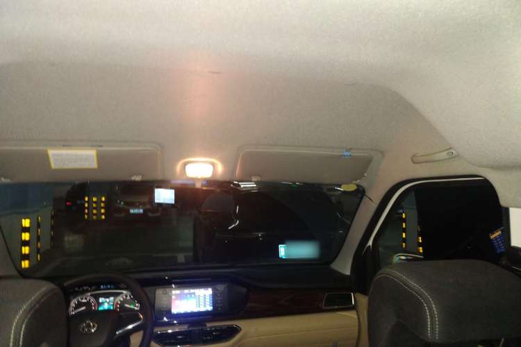 Used Kuayue  2021 Luxury 6-Seater Passenger Bus with Huichuan System