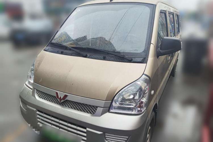 Used Wuling Rongguang EV 2020 Basic Version 7-Seater 300 km