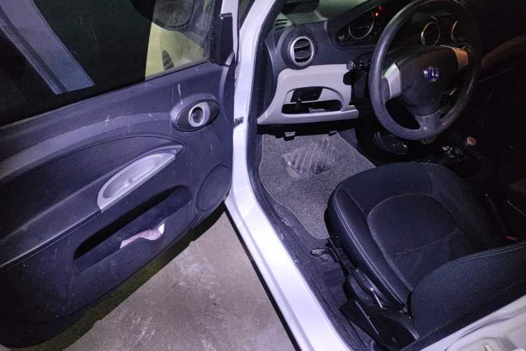 Used CHANGAN Benni mini 2012 1.0L Manual Fashion Edition China V Standard