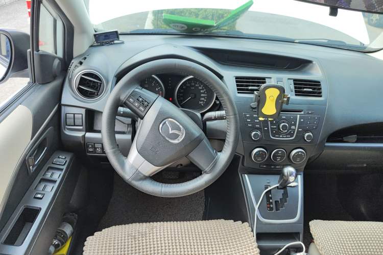 Used Mazda Mazda 5 2011 2.0L Automatic Luxury Edition
