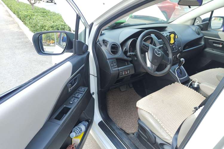 Used Mazda Mazda 5 2011 2.0L Automatic Luxury Edition
