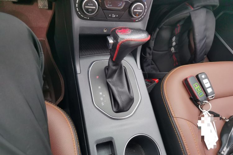 Used FAW Senya R7 2017 1.6L Automatic Smart Version
