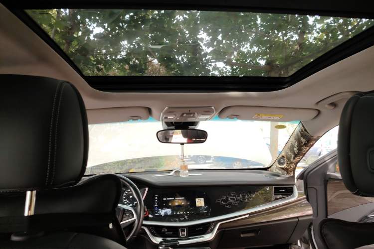 Used Geely Auto Emgrand GT 2018 1.5T MHEV Yaoxiang Edition
