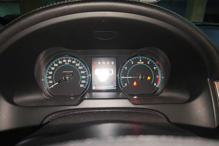 Used Jaguar XF 2015 XF 2.0T Luxury Edition
