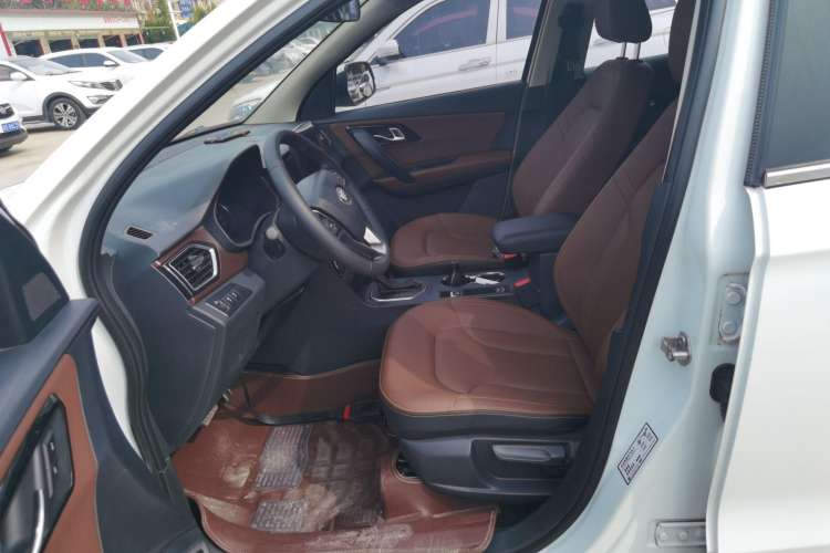 Used FAW Senya R7 2017 1.6L Automatic Smart Version
