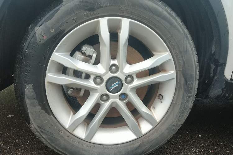 Used Oshan COS5 2021 1.6L Manual Classic Version
