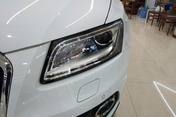 Used Audi Q5 2015 40 TFSI Comfort Model
