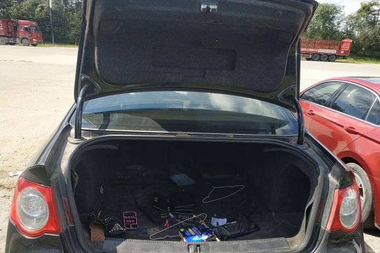 Used Volkswagen Magotan 2009 1.8TSI Manual Comfort Model
