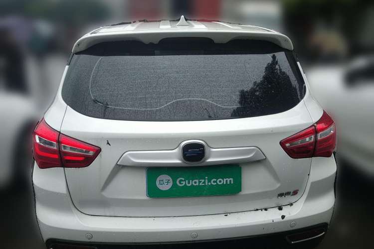 Used Oshan COS5 2021 1.6L Manual Classic Version
