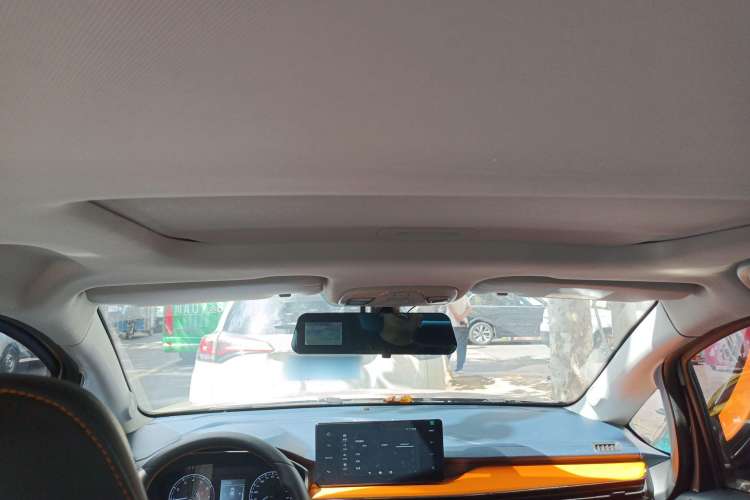 Used Livan X3 PRO 2022 1.5L CVT Xiao Sa
