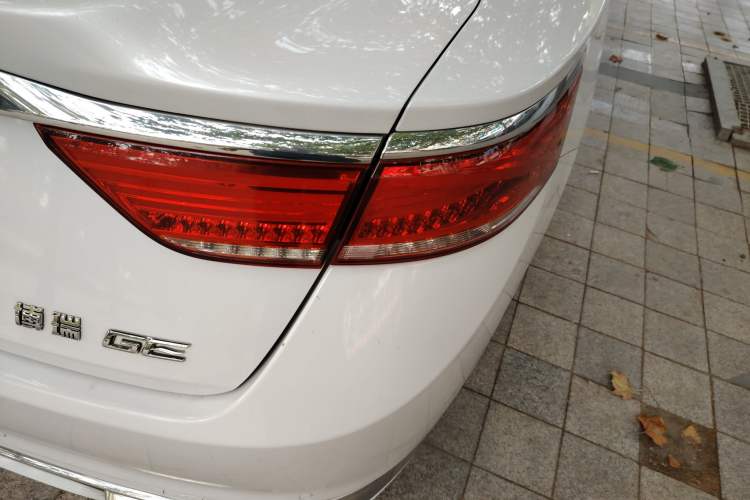 Used Geely Auto Emgrand GT 2018 1.5T MHEV Yaoxiang Edition
