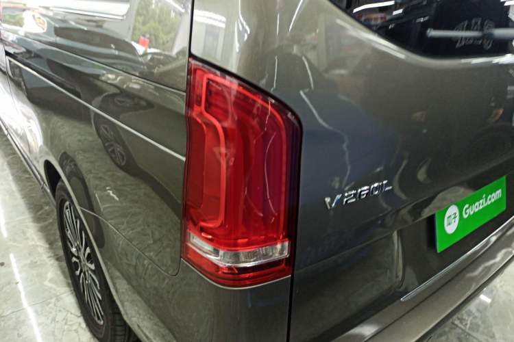 Used Mercedes-Benz V-Class 2017 V 260 L Prestige Extended Edition