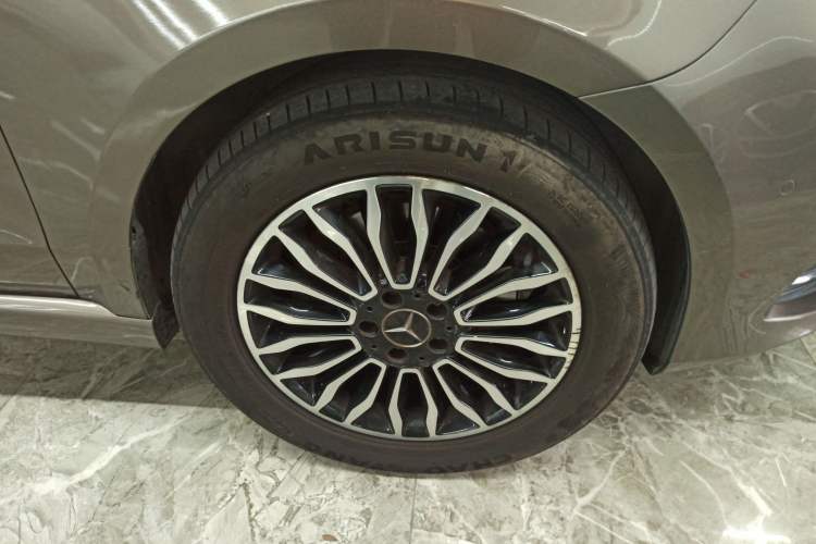 Used Mercedes-Benz V-Class 2017 V 260 L Prestige Extended Edition