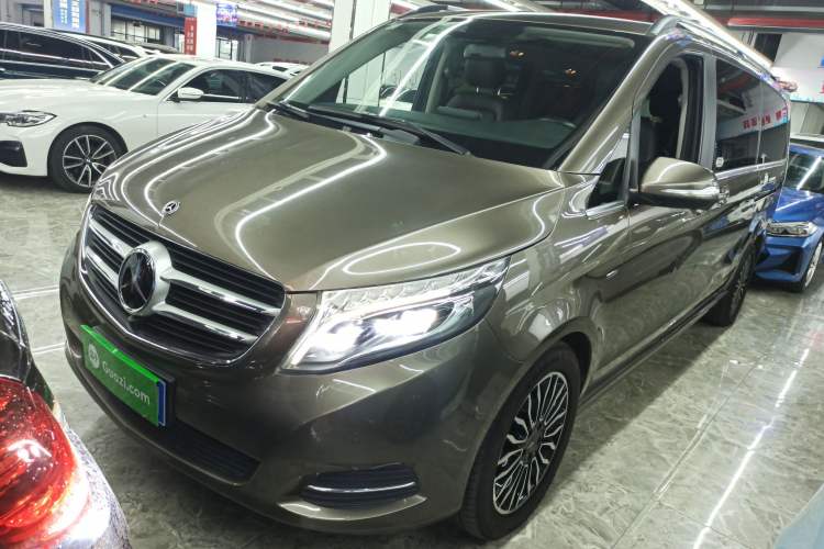 Used Mercedes-Benz V-Class 2017 V 260 L Prestige Extended Edition