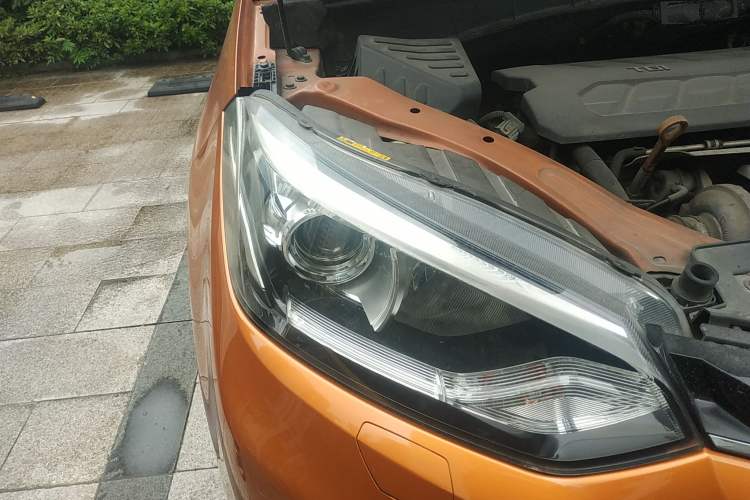 Used MG GS 2015 2.0TGI TST Four-Wheel Drive Flagship Edition
