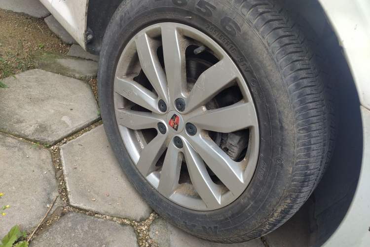 Used Roewe 350 2015 1.5L Automatic Luxury Sunroof Edition