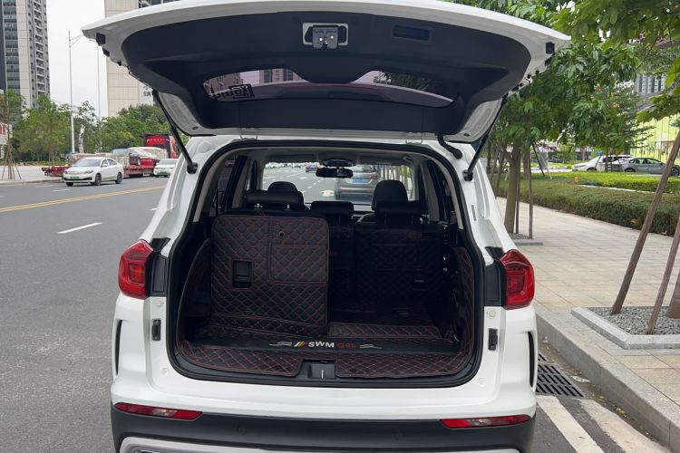 Used SWM G05 2021 PRO 1.5T Automatic Luxury Model 7 Seats
