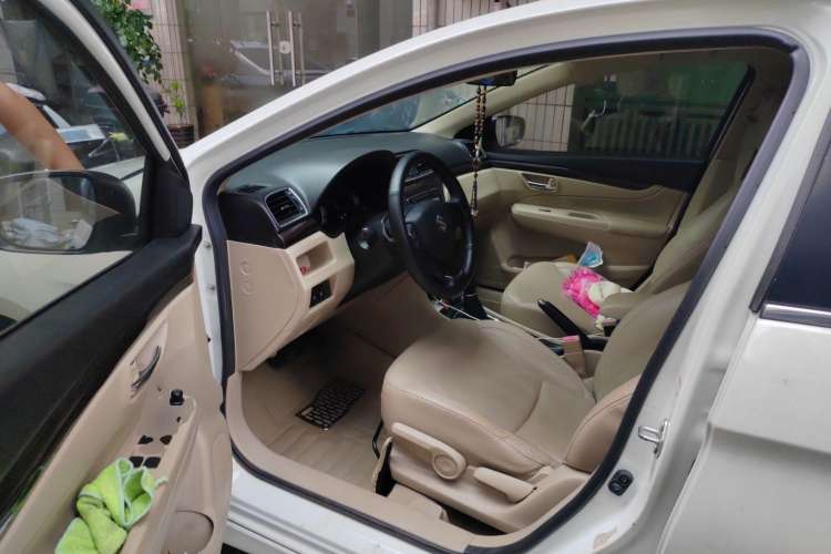 Used Suzuki Alivio 2015 1.6L Automatic Enjoyment Model
