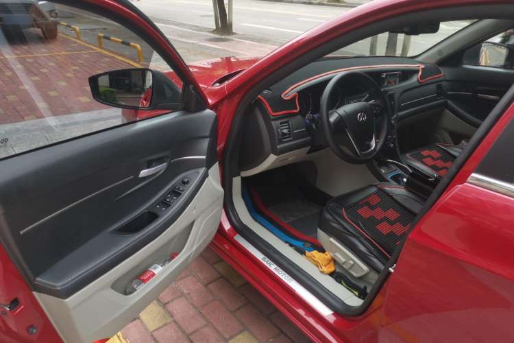 Used BAIC New Energy EU 2016 EU260 Enjoy Edition Driver Seat