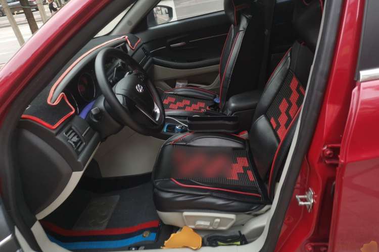 Used BAIC New Energy EU 2016 EU260 Enjoy Edition Left Front Seat