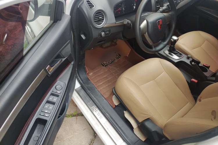 Used Roewe 350 2015 1.5L Automatic Luxury Sunroof Edition