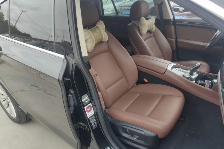 Used BMW 5 Series GT 2014 528i Leading Model