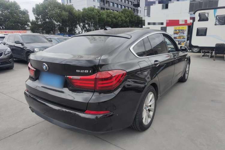 Used BMW 5 Series GT 2014 528i Leading Model